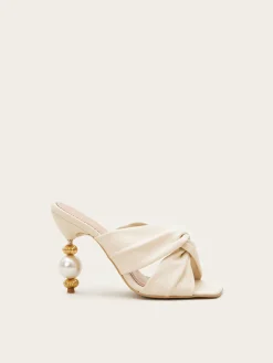 Camelia Lys Sandals