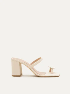 Reine De Coeur Sandals
