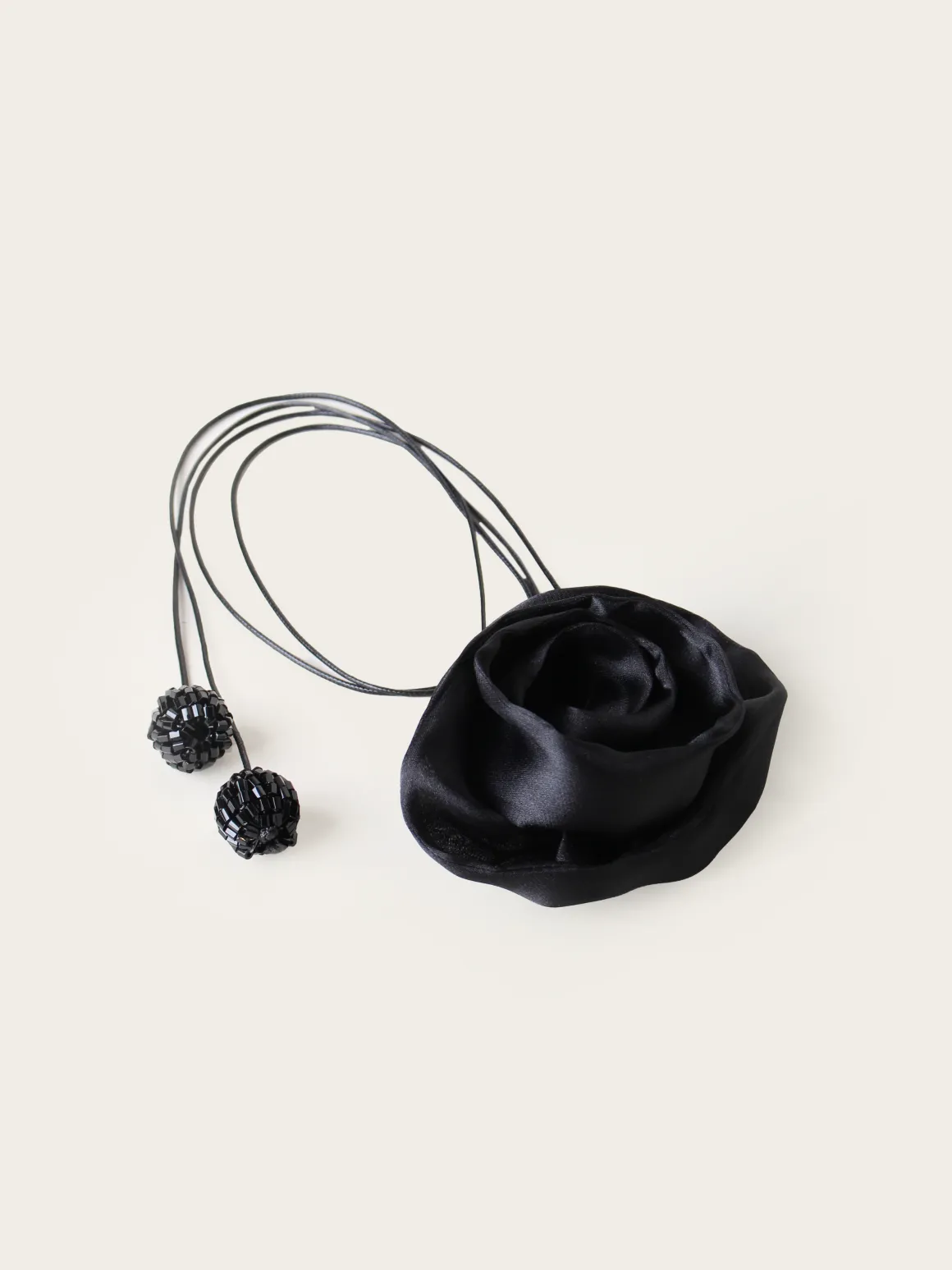 Rose De Vents Choker